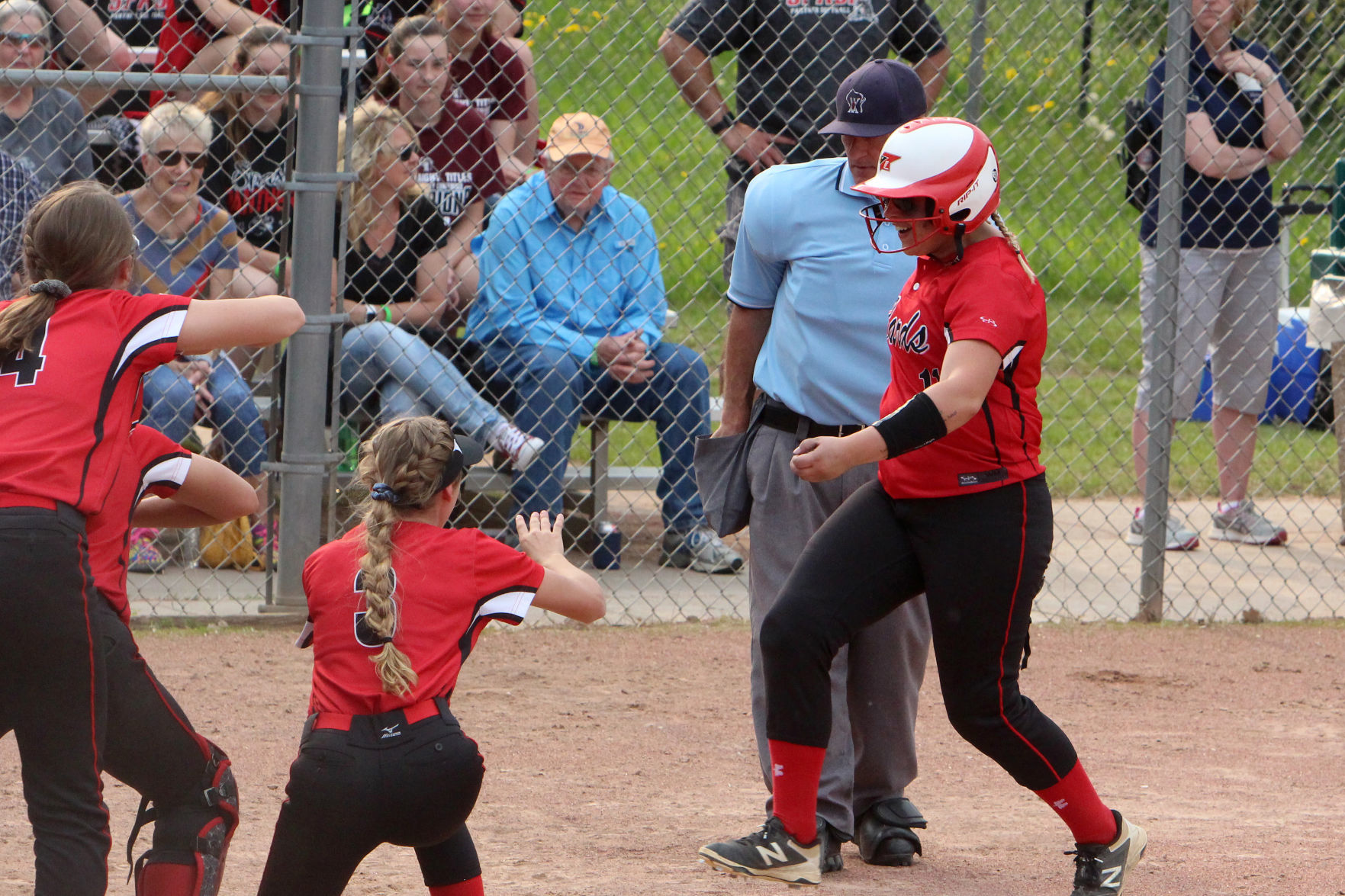 Chi-Hi vs Stevens Point softball at D.C. Everest 5-30-19